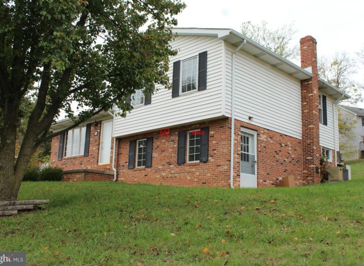 美国佛吉尼亚州Strasburg3卧2卫的房产