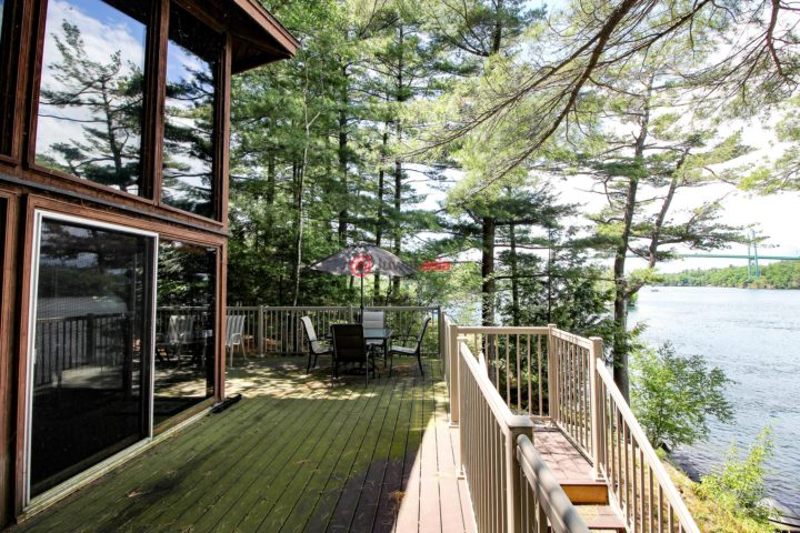 加拿大安大略省mallorytown3卧1卫的房产