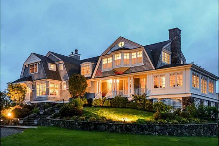 barrington, rhode island, united states                  约&